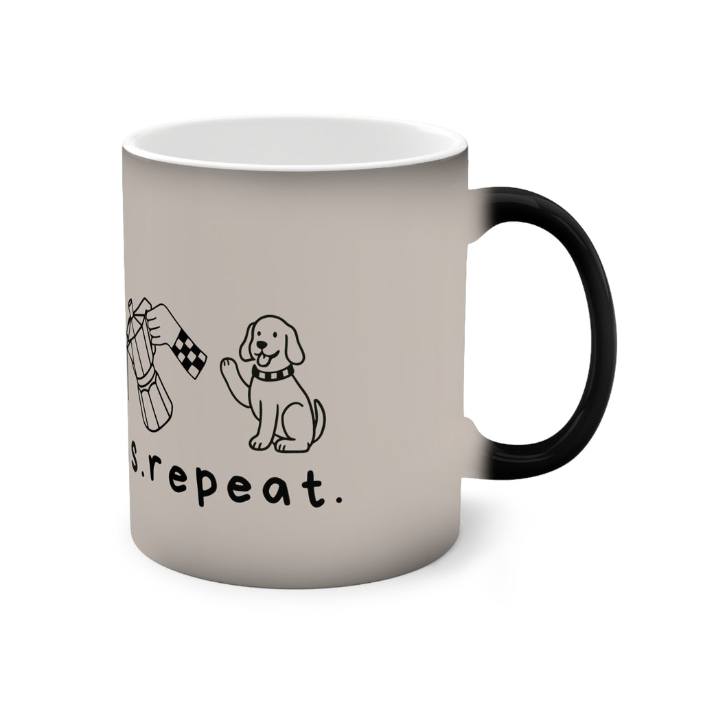 coffee. dogs. repeat. - Farbwechsel-Tasse
