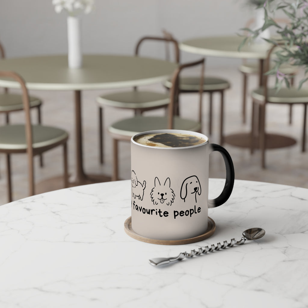 Dogs Are My Favourite People – Farbwechsel-Tasse